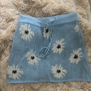 Elegant Blue Floral Knit Mini Skirt